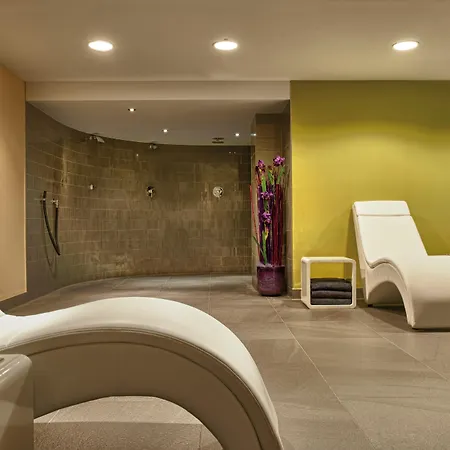 Leonardo Royal Hotel Munich 