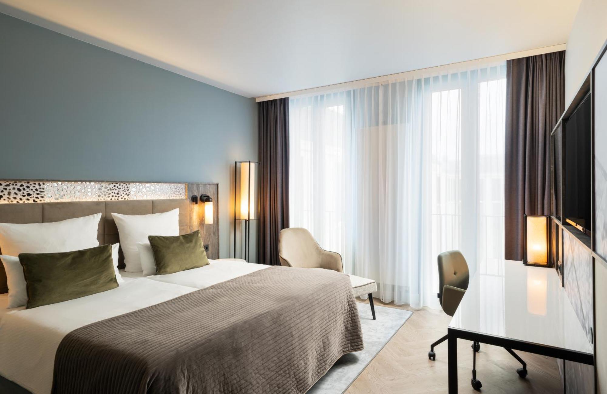 Hotel Leonardo Royal 4*